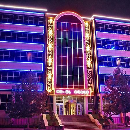 Grand Nakhchivan Hotel Buitenkant foto