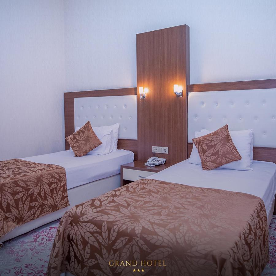 Grand Nakhchivan Hotel Buitenkant foto