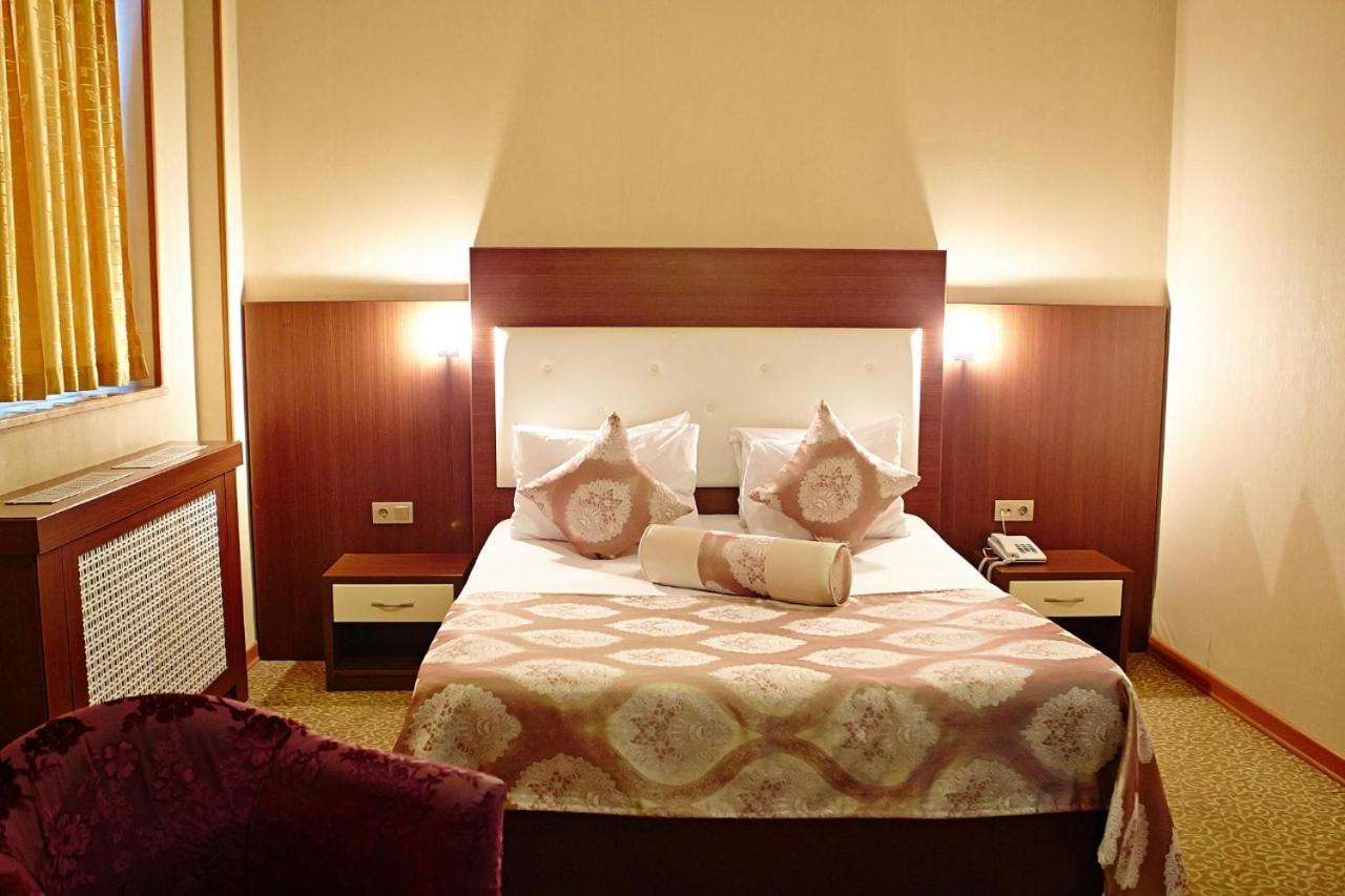 Grand Nakhchivan Hotel Buitenkant foto