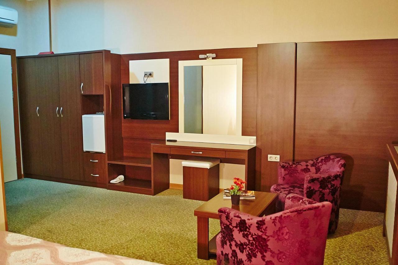Grand Nakhchivan Hotel Buitenkant foto