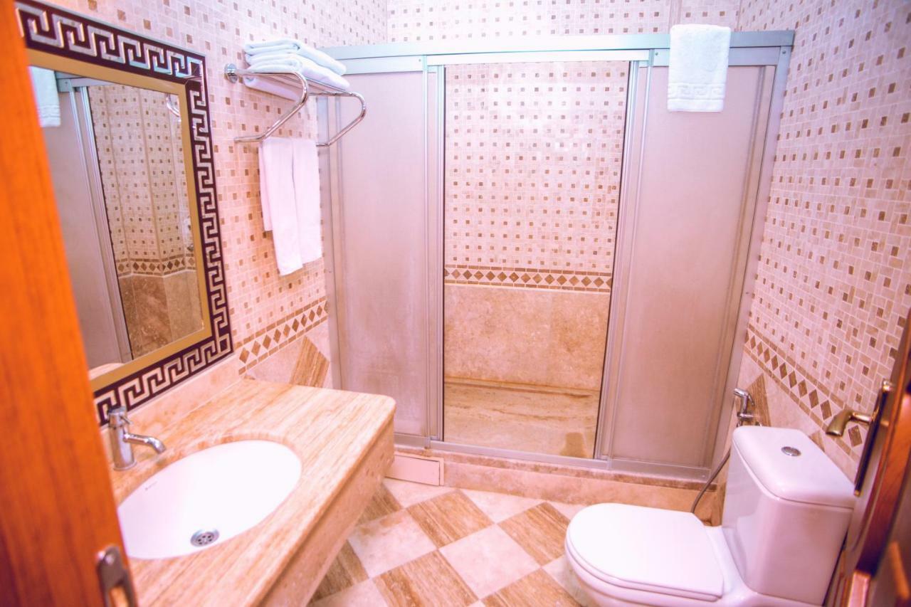 Grand Nakhchivan Hotel Buitenkant foto
